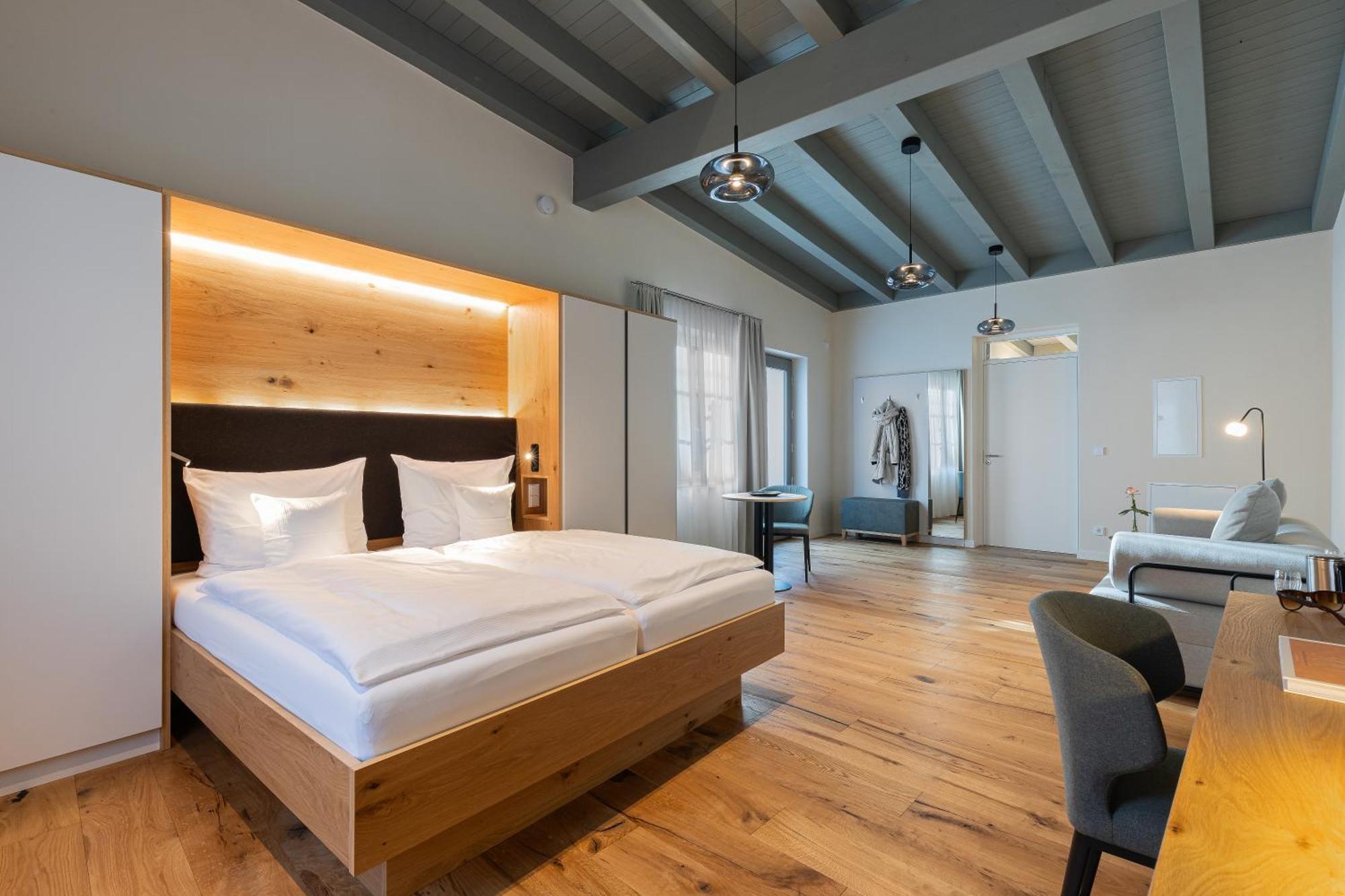 Boutique Hotel Gruener Zweig Schlettau 외부 사진